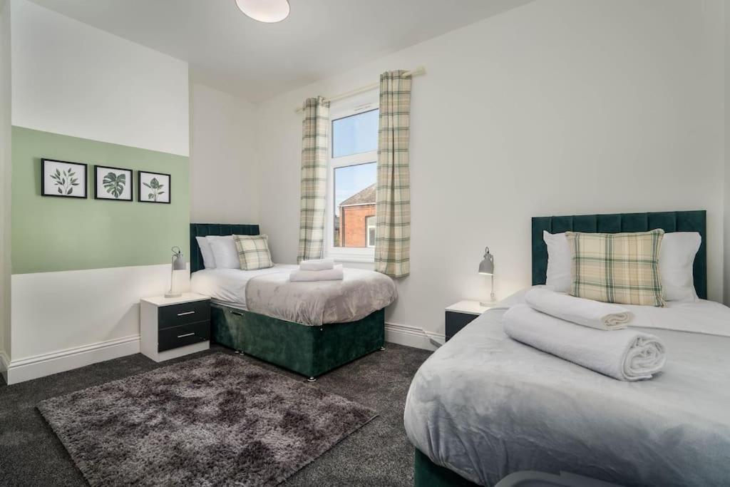 Stylish Home, Sleeps 6, Free Parking, Smart Tv, Free Wi-fi, Perfect For Groups * Redcar